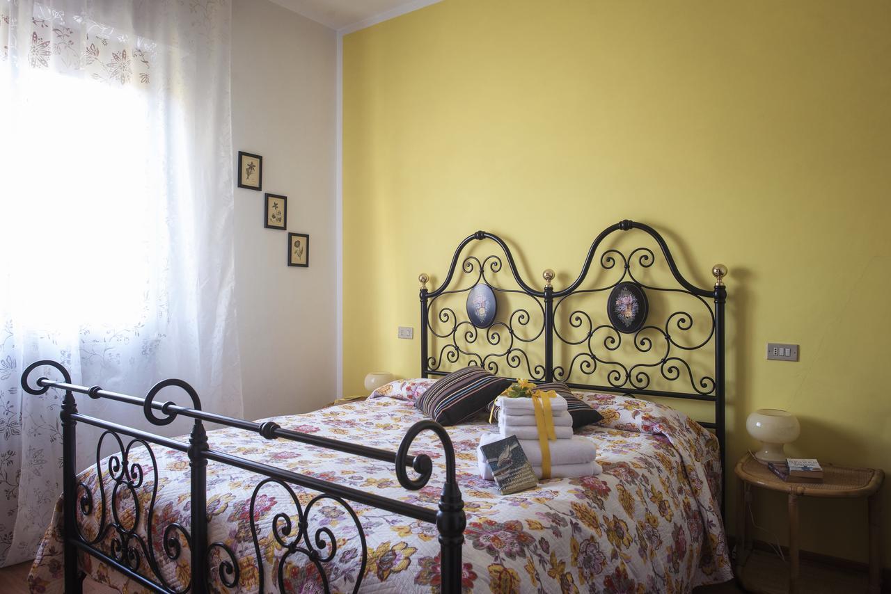 Albergo La Bussola 아바디아산살바토레 외부 사진